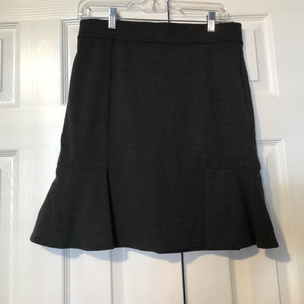 Boutique flared pencil skirt